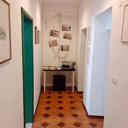 Guest house Casa Zenobi 3*